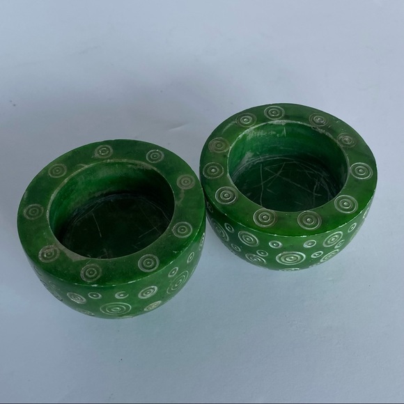 Soapstone Votive Candle Holders 2 Kelly Green Carved Round Etched swirled EUC - Picture 8 of 14